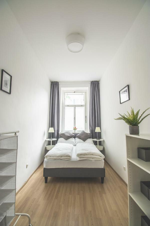Easy Flat Starhemberg County *
